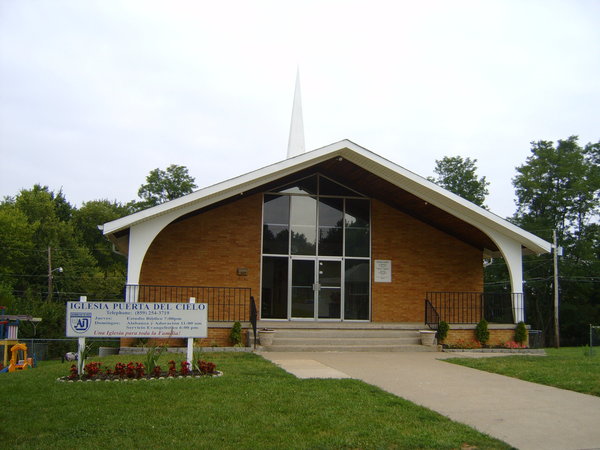 Iglesia Cristiana Puerta Del Cielo in Lexington,KY