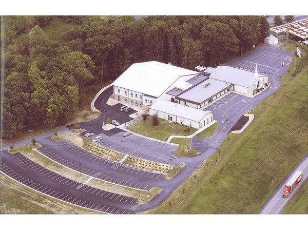 Waynesboro Foursquare Church in Fishersville,VA