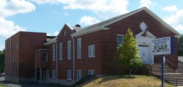 College Street Baptist Church in Springfield,MO