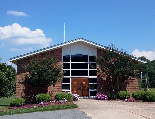 Pfafftown Baptist Church in Pfafftown,NC