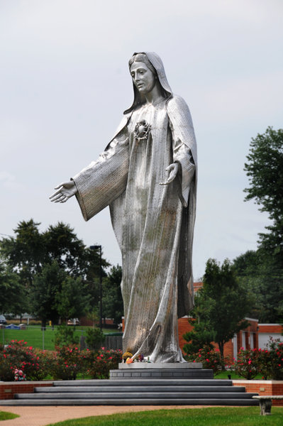 Photo of Holy Spirit Roman Catholic Church